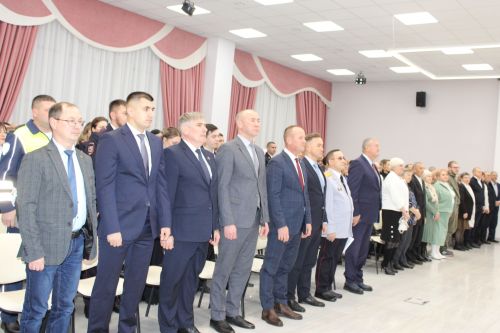 Служба во имя безопасности: в Заинске торжественно отметили День сотрудников органов внутренних дел