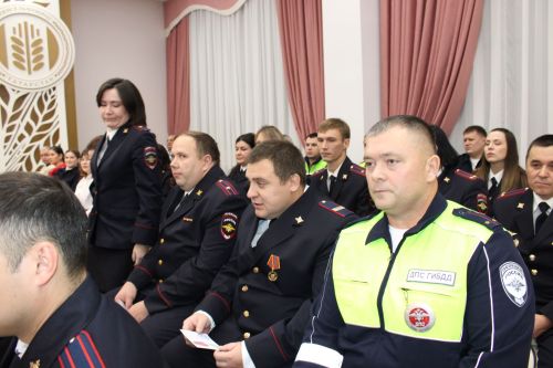 Служба во имя безопасности: в Заинске торжественно отметили День сотрудников органов внутренних дел