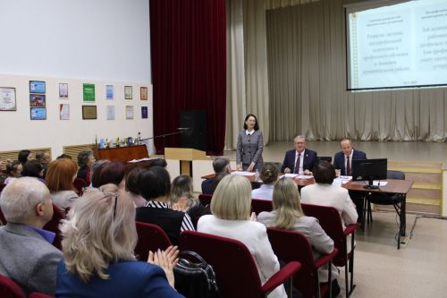 В Заинске обсудили развитие системы профильного обучения в районе