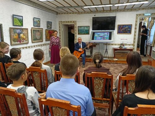 В Заинском краеведческом музее школьники повторили правила дорожной безопасности