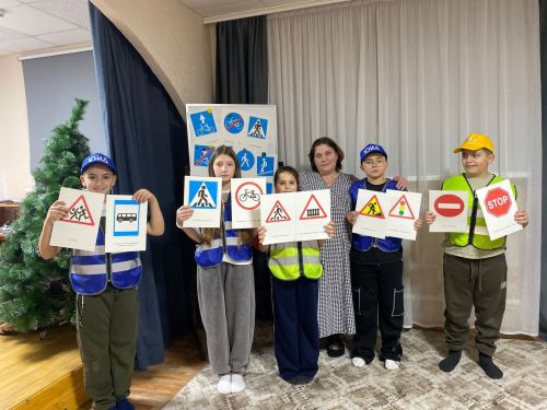 Квиз по безопасности дорожного движения прошел в молодежном клубе «Юность» Заинска