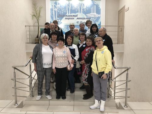 «Ты одна такая – любимая, родная»: Праздничная программа в честь Дня матери собрала гостей в библиотеке им. С. Рафикова