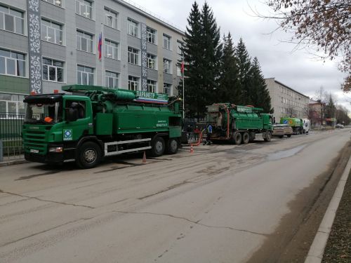 В Заинске идет масштабная промывка канализационных сетей