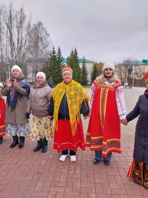 В Заинске масштабным концертом отпраздновали День народного единства