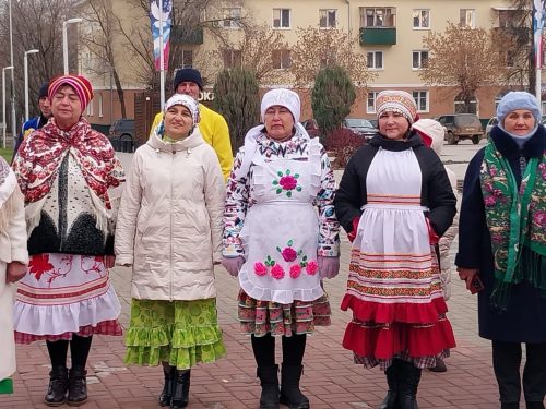 В Заинске масштабным концертом отпраздновали День народного единства