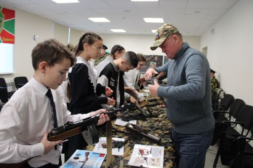 В Заинске открылась интерактивная выставка о подвиге пограничников