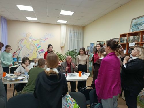 Магия на стекле: как народный художник Татарстана открыл детям секреты шамаиля