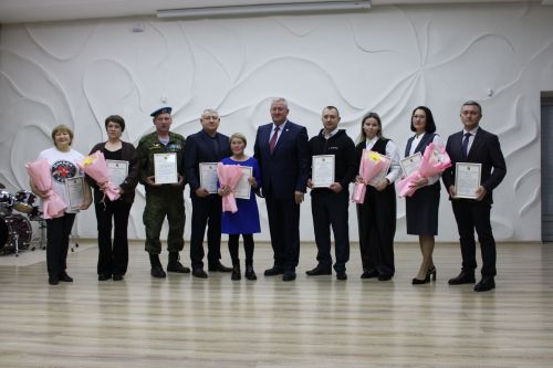Волонтерское движение в Заинске: сила добра в действии | Реальные цифры и проекты