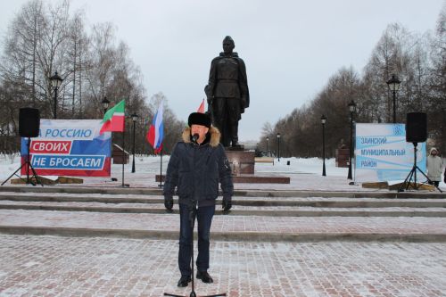 Глава района сопроводил 59-й гуманитарный конвой на линию фронта