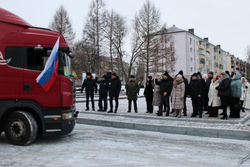 Глава района сопроводил 59-й гуманитарный конвой на линию фронта