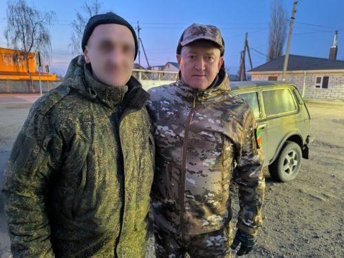 Глава района сопроводил 59-й гуманитарный конвой на линию фронта