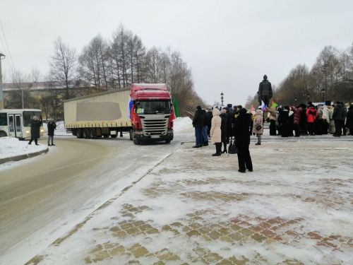 Глава района сопроводил 59-й гуманитарный конвой на линию фронта
