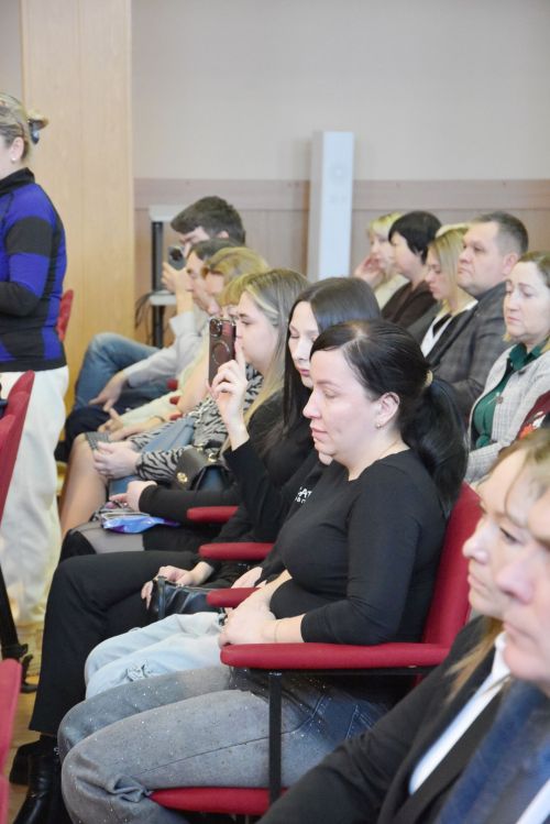 В Заинске вручили награды участникам СВО посмертно