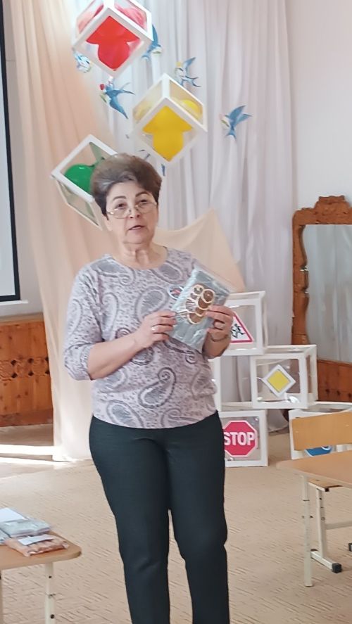 Волонтеры пришли в гости к малышам в Заинске