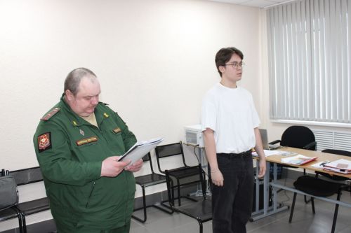 Брат погибшего героя Дмитрия Милочкина явился на призыв в Заинске