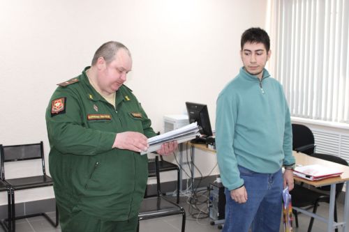Брат погибшего героя Дмитрия Милочкина явился на призыв в Заинске