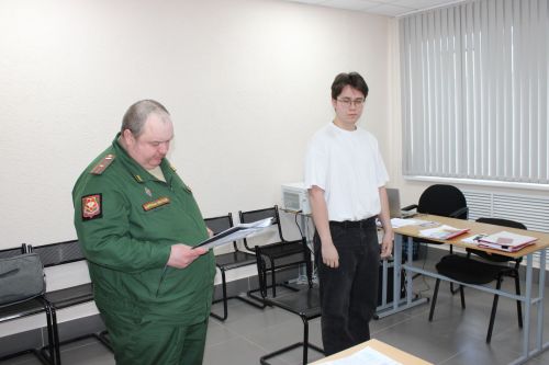 Брат погибшего героя Дмитрия Милочкина явился на призыв в Заинске