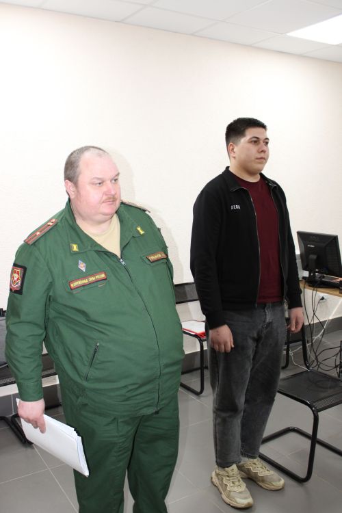 Брат погибшего героя Дмитрия Милочкина явился на призыв в Заинске