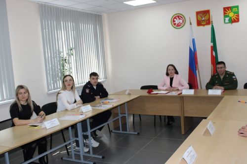 Брат погибшего героя Дмитрия Милочкина явился на призыв в Заинске