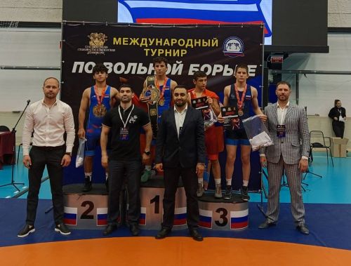 Юные борцы из Заинска завоевали медали на Международном турнире в Перми