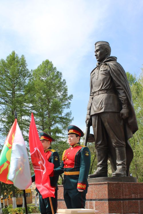 В преддверии 80-летия Великой Победы 80 заинских школьников вступили в ряды «Юнармии»