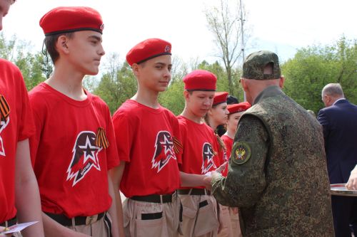 В преддверии 80-летия Великой Победы 80 заинских школьников вступили в ряды «Юнармии»
