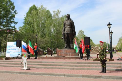 В преддверии 80-летия Великой Победы 80 заинских школьников вступили в ряды «Юнармии»
