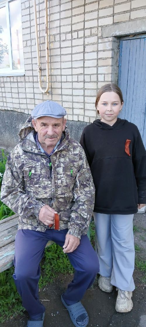 Акция «Георгиевская ленточка» прошла в микрорайоне Заготзерно Заинска