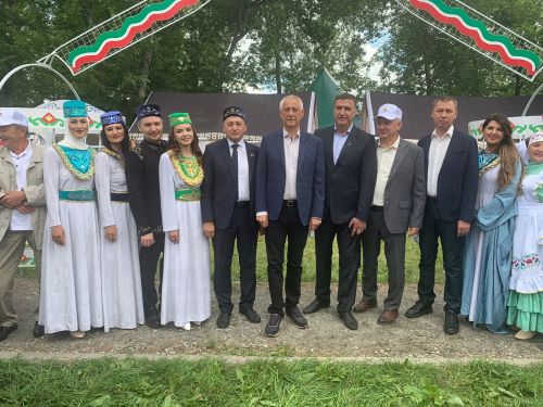 Заинцы представляют республику на празднике Сабантуй в Магнитогорске