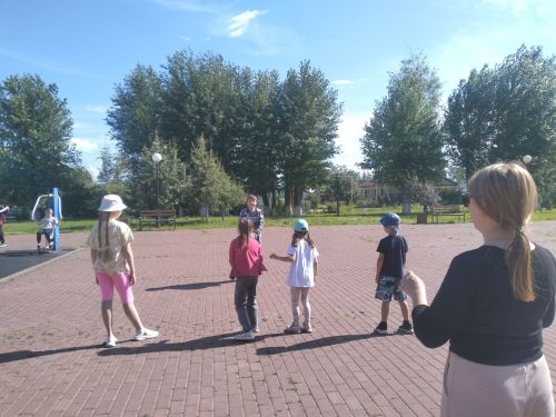 Уроки вежливости: юным заинцам напомнили о культуре поведения