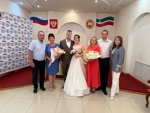Военнослужащий Сейфулла и Алина Алексеевна зарегистрировали брак в Заинском ЗАГСе