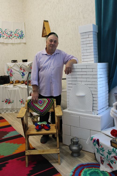 Труд и творчество Данила Ахатова согревают село Куш-Елга Заинского района