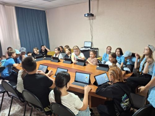 В Заинске презентовали мобильный обучающий комплекс по пожарной безопасности для детей