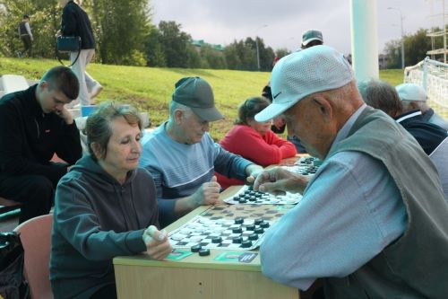 «Мир возможностей»: праздник спорта и единства на стадионе «Энергия»