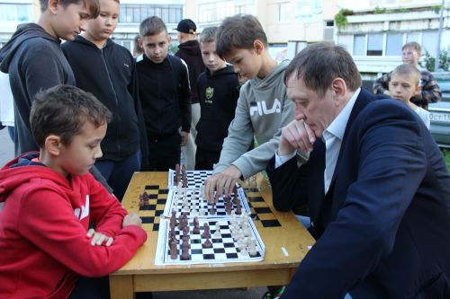 Праздник, который объединяет: на улице Жукова отпраздновали День двора