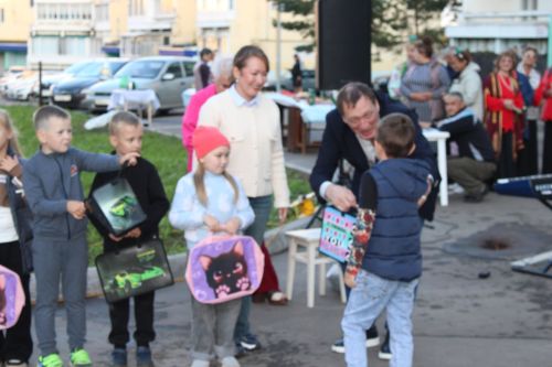 Праздник, который объединяет: на улице Жукова отпраздновали День двора
