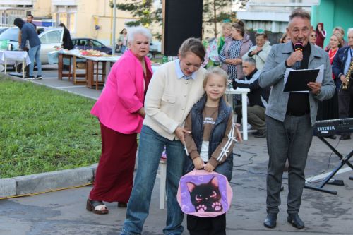 Праздник, который объединяет: на улице Жукова отпраздновали День двора