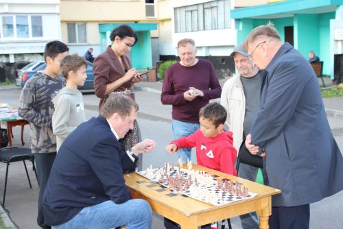 Праздник, который объединяет: на улице Жукова отпраздновали День двора
