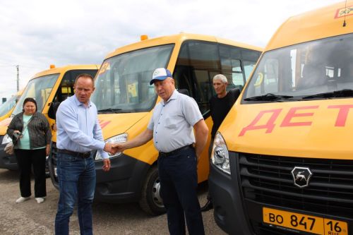 Школьные автобусы Заинска готовы к новому учебному году
