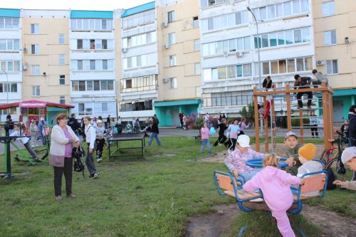 Праздник, который объединяет: на улице Жукова отпраздновали День двора