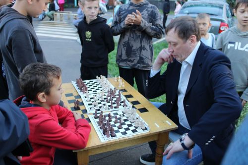 Праздник, который объединяет: на улице Жукова отпраздновали День двора