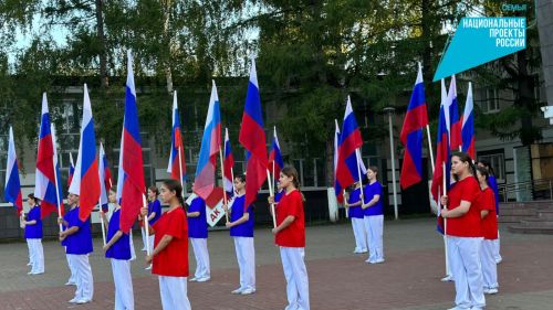 В Заинске состоялся праздничный концерт «Флаг моей России»