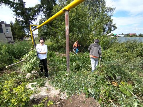 Старые гаражи убрали в Заинске: как жители Мирного преобразили двор
