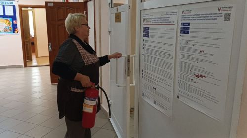 Урок безопасности: в Заинской школе №3 прошла учебная эвакуация