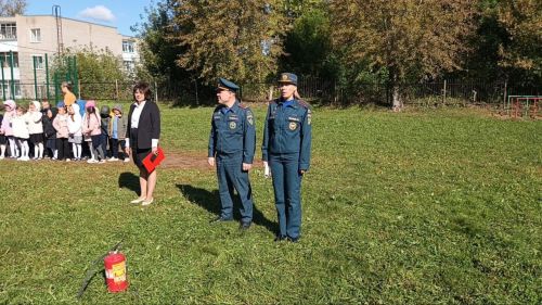 Урок безопасности: в Заинской школе №3 прошла учебная эвакуация