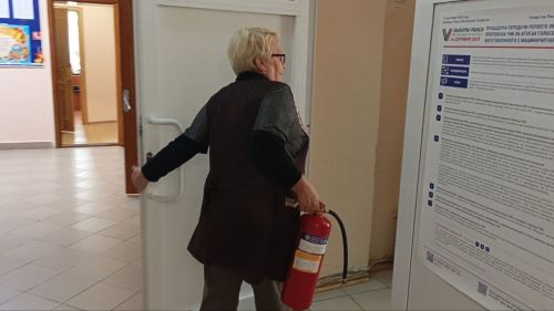 Урок безопасности: в Заинской школе №3 прошла учебная эвакуация