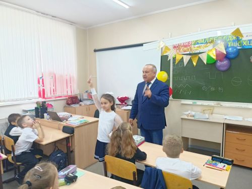 За безопасность на дорогах: В заинских школах проходят «минутки безопасности»