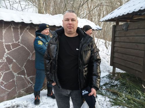 Ветеран СВО Артур Терешин окунулся в крещенскую купель на «Святом ключе»