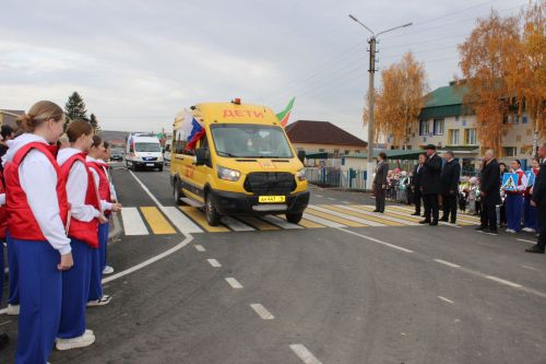 В Заинском районе открыли сразу несколько дорог после капремонта