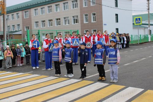 В Заинском районе открыли сразу несколько дорог после капремонта